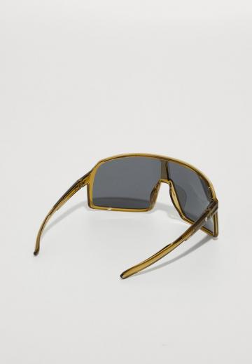 Солнечные очки