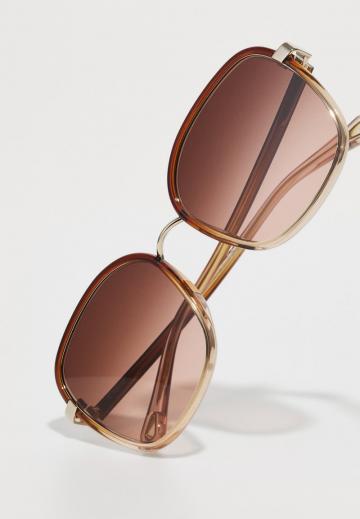 Солнечные очки