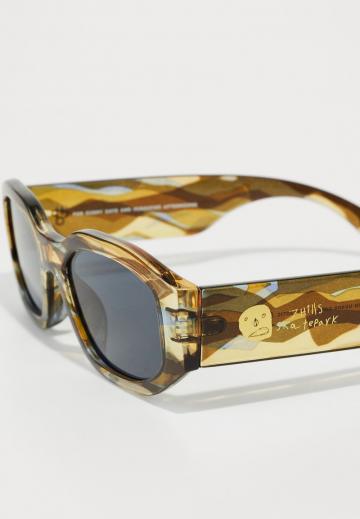 Солнечные очки