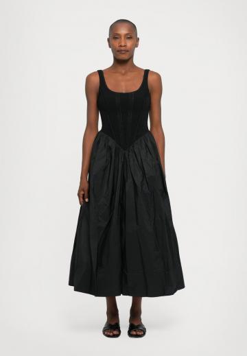 Длинное платье