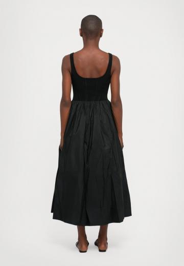 Длинное платье