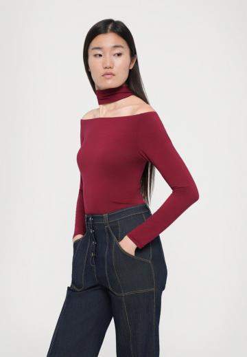 Свободные джинсы