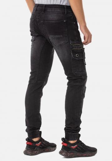 Узкие джинсы