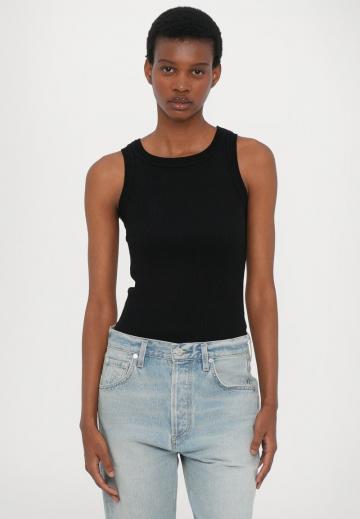 Джинсы бойфренда