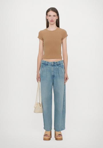 Джинсы бойфренда