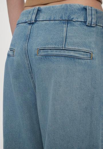 Джинсы бойфренда