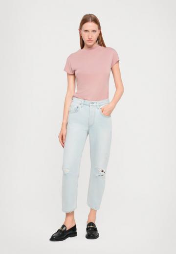 Джинсы бойфренда