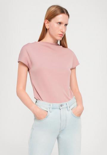 Джинсы бойфренда