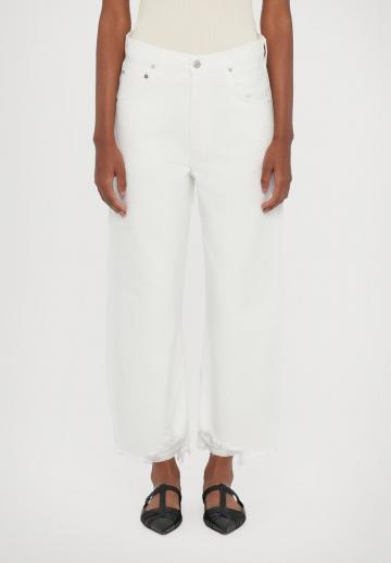 Джинсы бойфренда