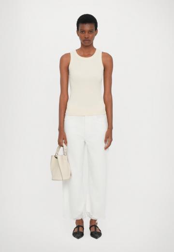 Джинсы бойфренда