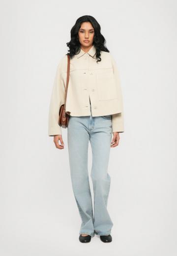 Джинсы бойфренда