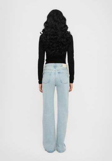 Джинсы бойфренда