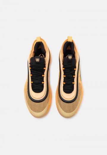 Баскетбольные кроссовки