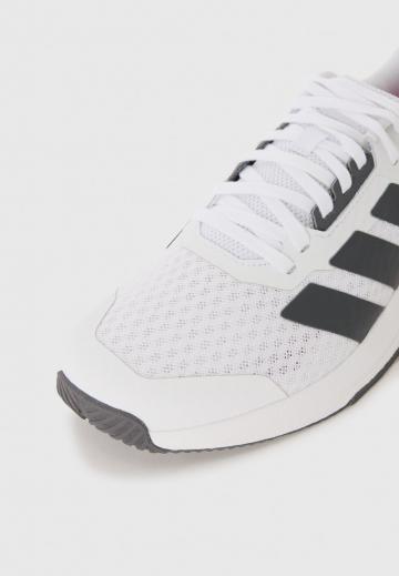 Тренировочные кроссовки