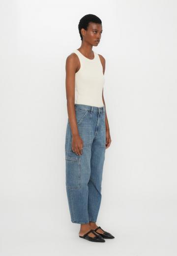 Брюки с накладными карманами