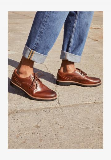 Ботинки на шнуровке