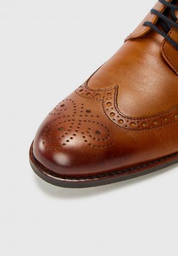 Ботинки на шнуровке