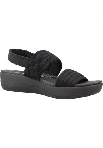 Босоножки на танкетке