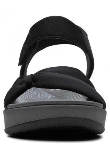 Босоножки на танкетке