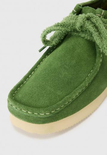 Ботинки на шнуровке