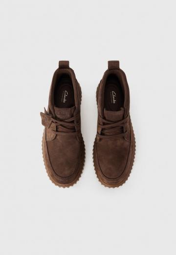 Ботинки на шнуровке