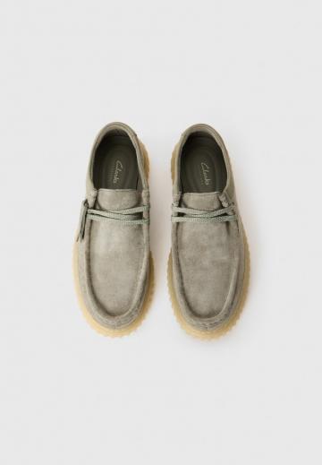 Ботинки на шнуровке