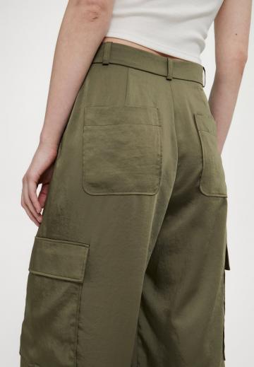 Блейзер с накладными карманами