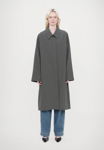 Шерстяное пальто