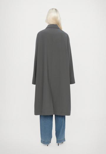 Шерстяное пальто