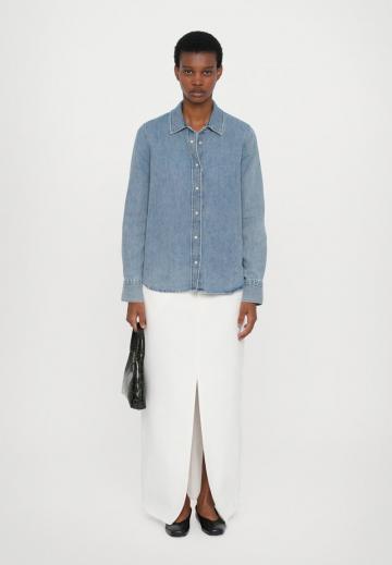 Джинсовая блузка