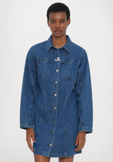 Джинсовое платье