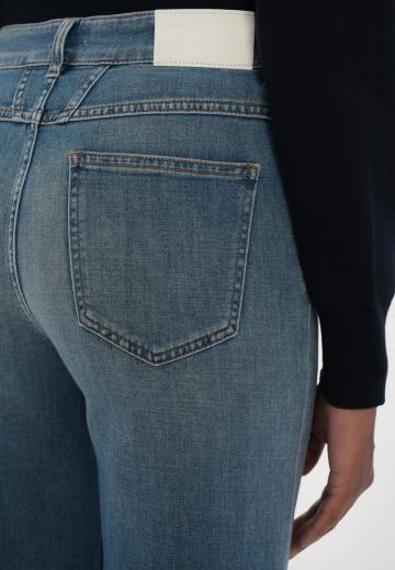 Джинсы бойфренда