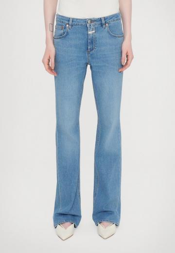 Клешеные брюки