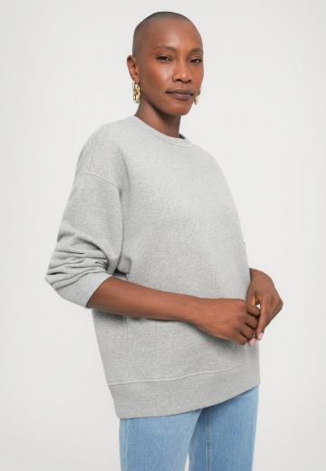 Короткие джинсы