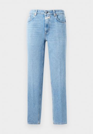 Короткие джинсы