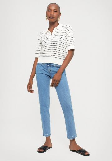 Прямые джинсы