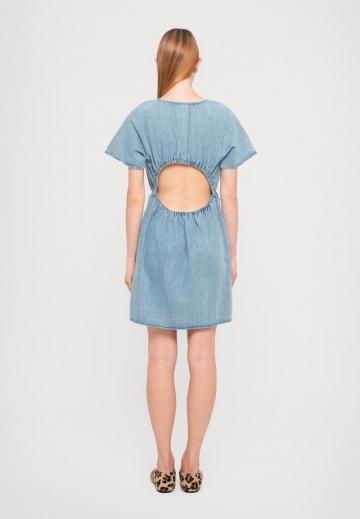 Джинсовое платье