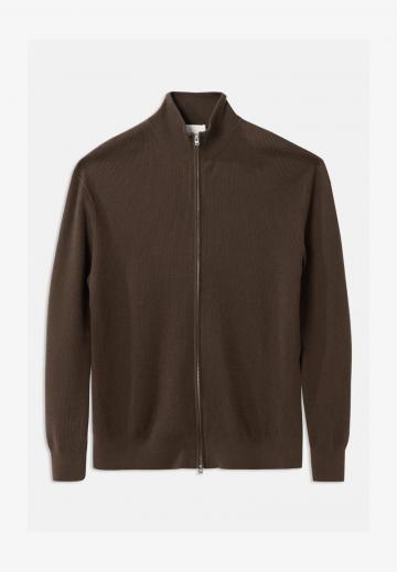 Вязаная кофта