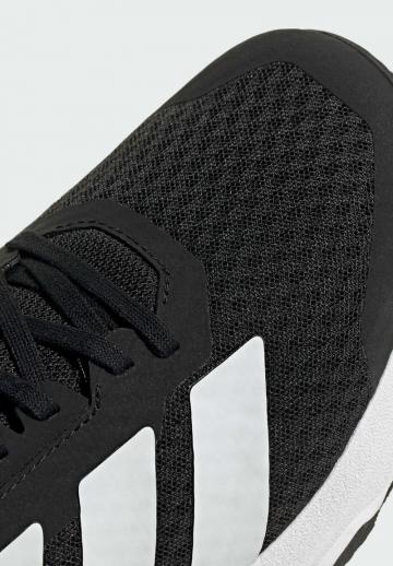 Тренировочные кроссовки