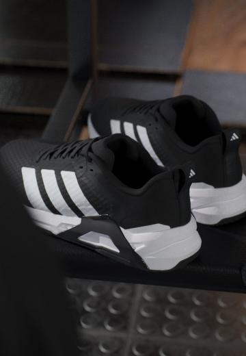 Тренировочные кроссовки