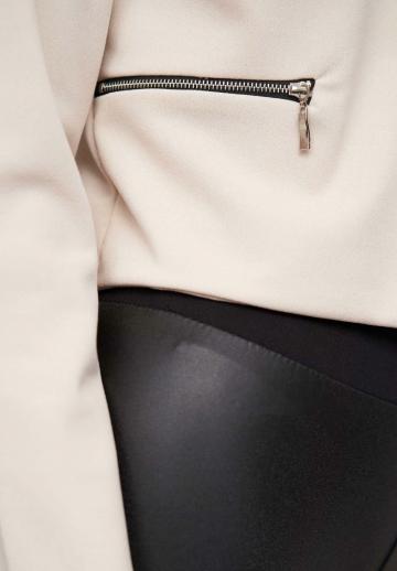 Короткий блейзер