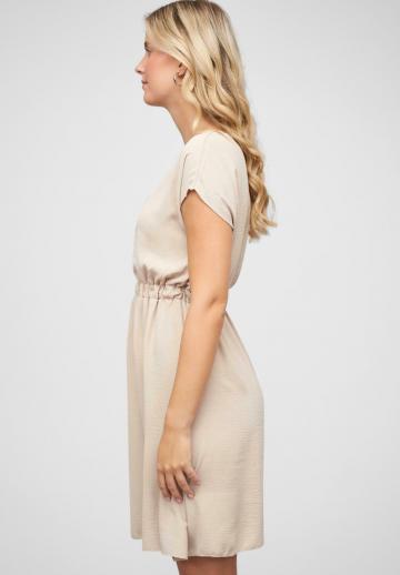 Короткое платье