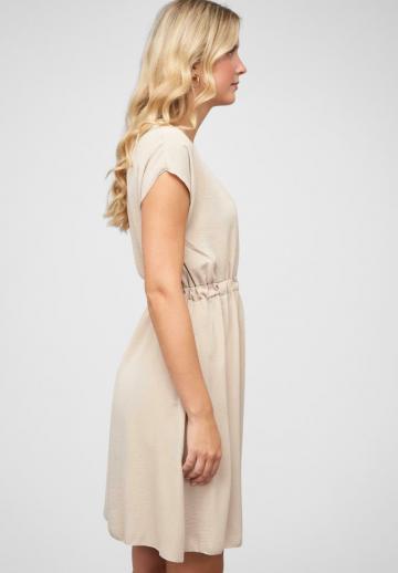 Короткое платье