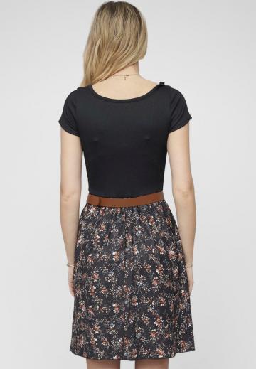 Короткое платье