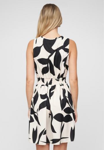 Короткое платье