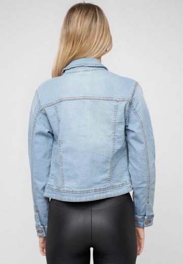 Джинсовая куртка