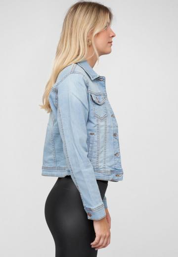 Джинсовая куртка