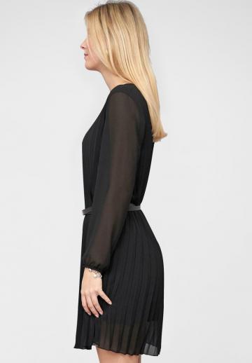 Короткое платье