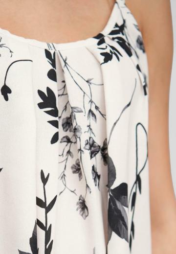 Топ на бретельках