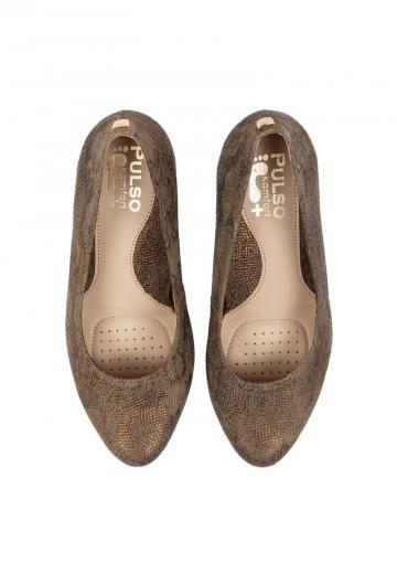 Туфли с высоким носом